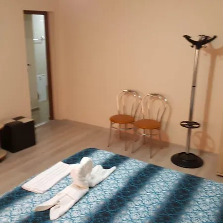 Vila Rebe Konukevi *